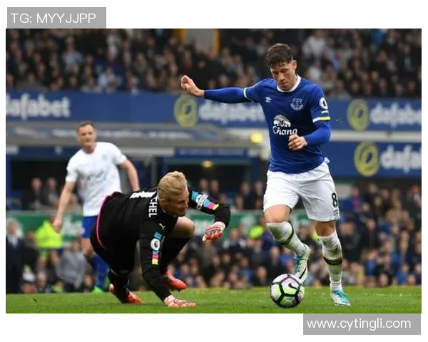 新晋足球明星黑人崛起引发全球关注展现非凡才华与无限潜力 新晋足球明星黑人崛起引发全球关注展现非凡才华与无限潜力