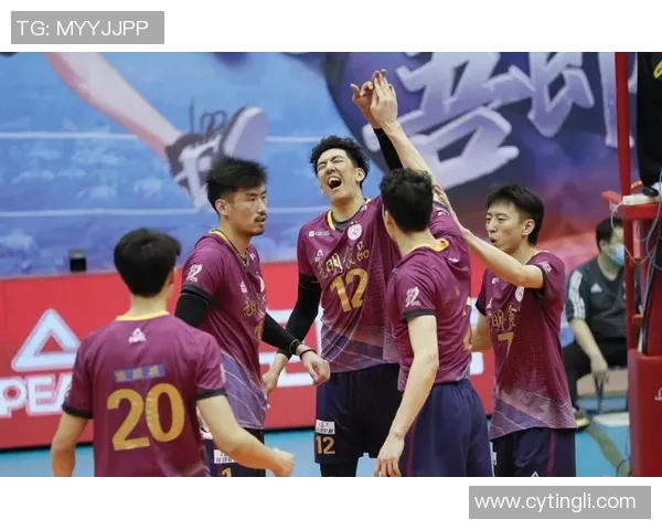 武汉排球队荣登排球节奏排行榜第二名展现出色竞技实力与团队合作精神