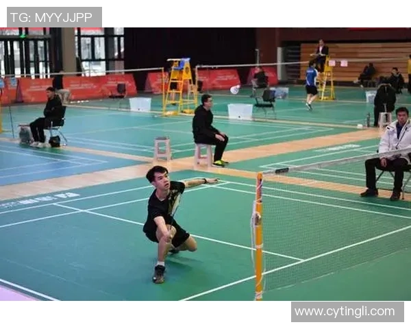 深圳羽毛球队在选拔赛中以64分稳居积分榜首位展现强大实力 深圳羽毛球队在选拔赛中以64分稳居积分榜首位展现强大实力