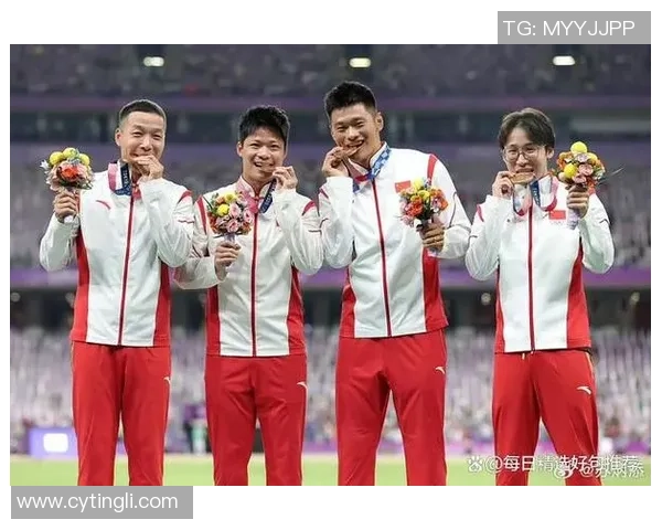 西安篮球队的蜕变与崛起:追寻奥运梦想的奋斗历程 西安篮球队的蜕变与崛起:追寻奥运梦想的奋斗历程