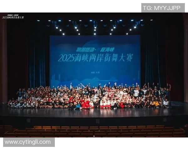 聚焦街舞：重庆街舞队的团队协作话题