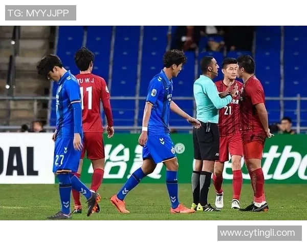 独家分析：杭州足球队的配合对比